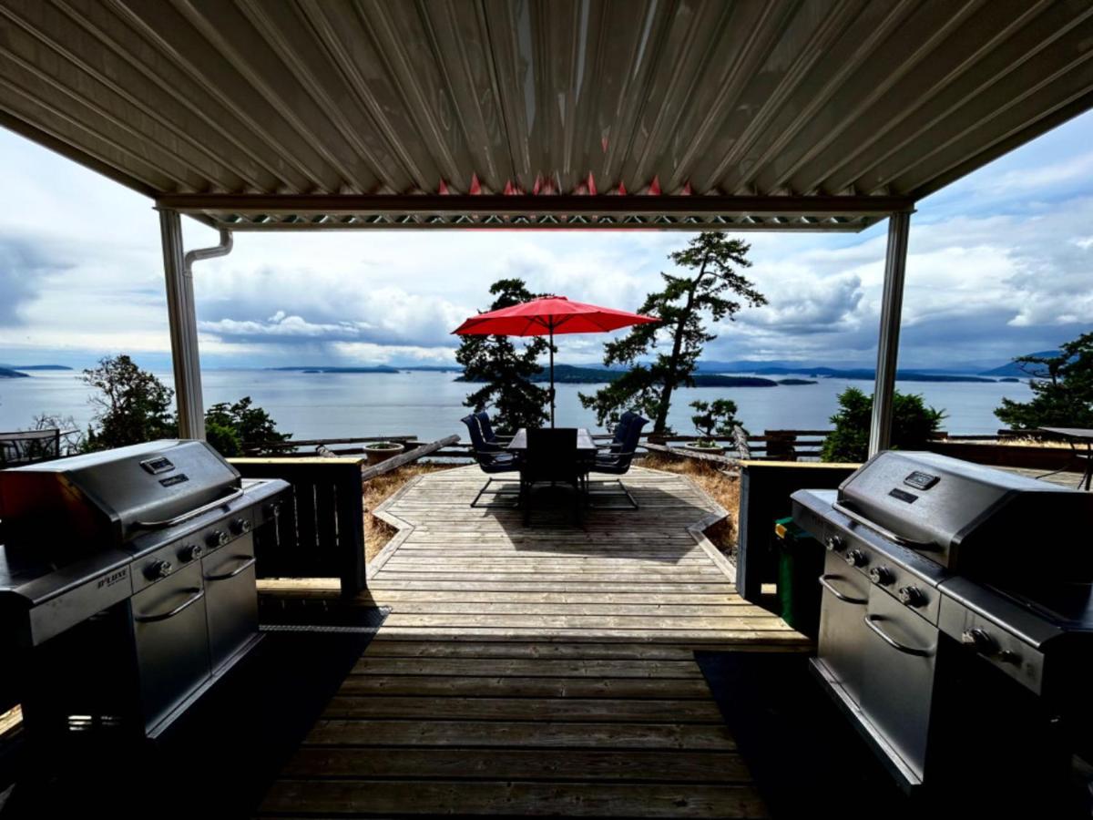 Shangri-La Oceanfront Vacation Home Bedwell Harbour المظهر الخارجي الصورة